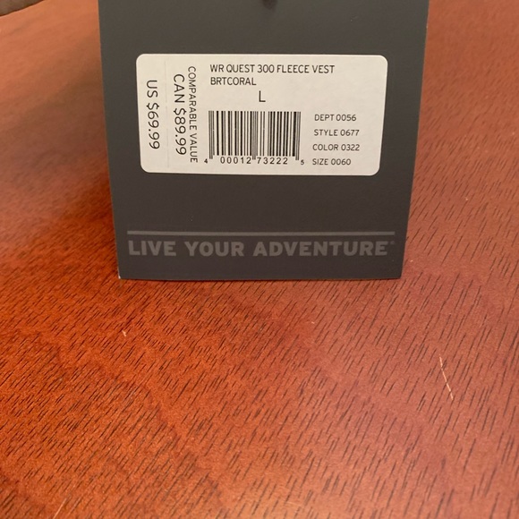 Eddie Bauer Sherpa Fleece Vest. - Picture 4 of 6